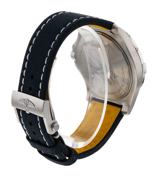 Breitling Avenger Automatic 45 A32395